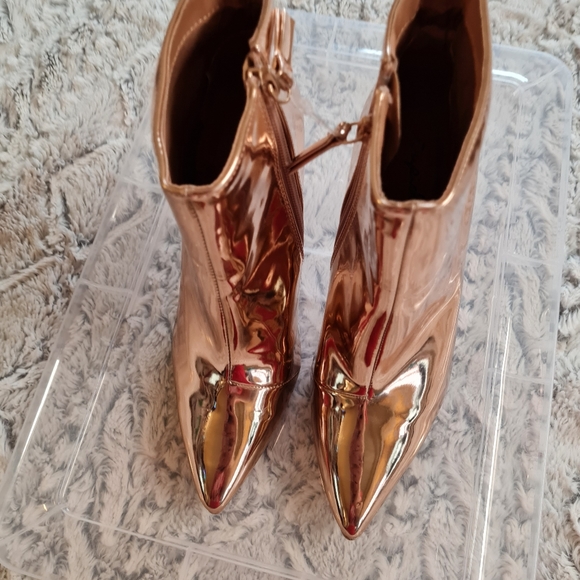 Qupid Rose Gold Metallic Heels Pointed Toe Size 6 - Picture 3 of 13